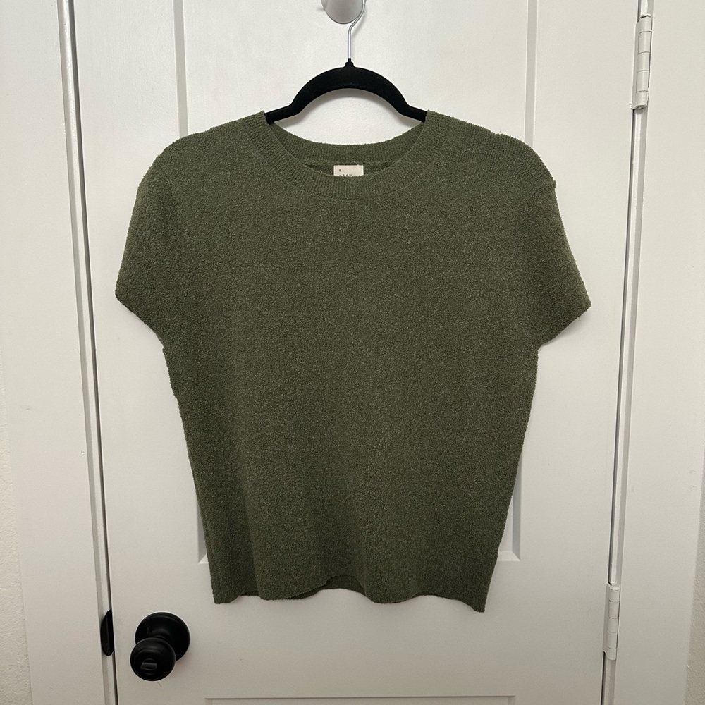 Olive Green Short Sleeve Sweater